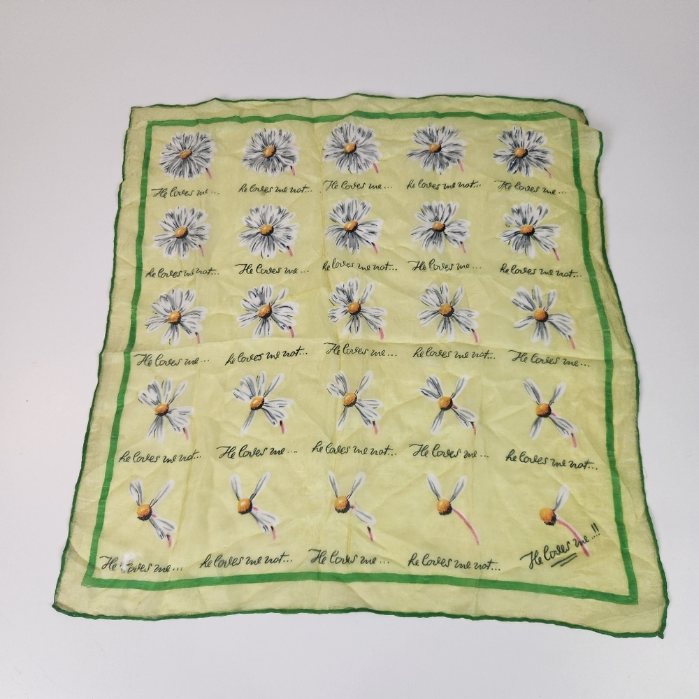 1950s LOVE SILK SCARF~ Daisies Flowers He Loves Me He Loves Me Not Yellow